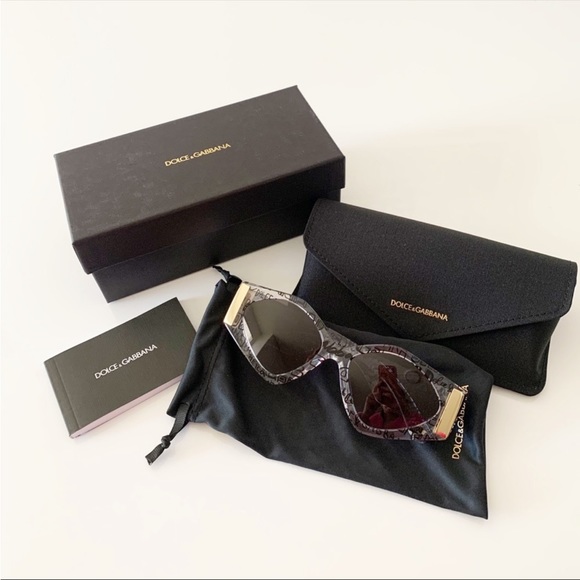 Dolce & Gabbana Sunglasses, New - Picture 6 of 11